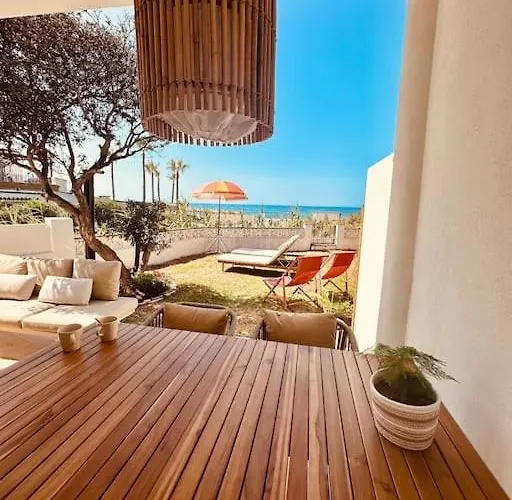 Holiday home Luxury House Front Line